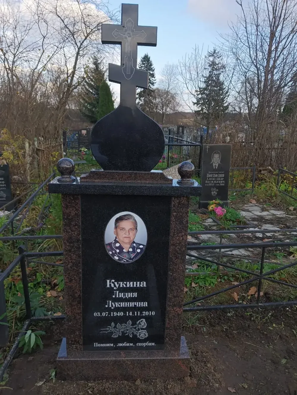 памятники премиум класса