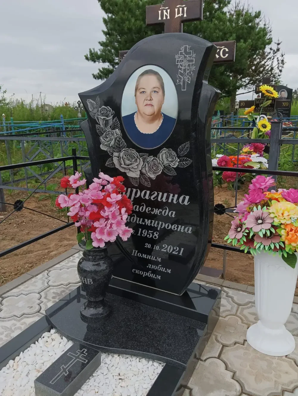 Бюджетные памятники